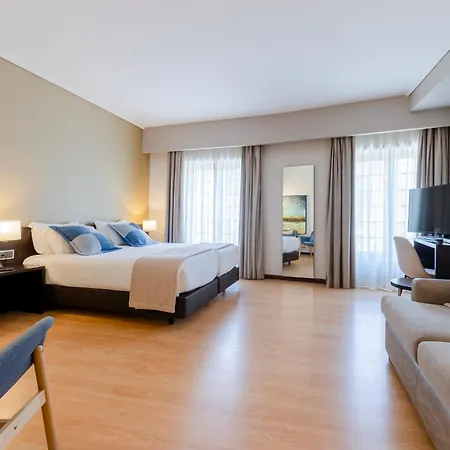 Turim Palace Авейру