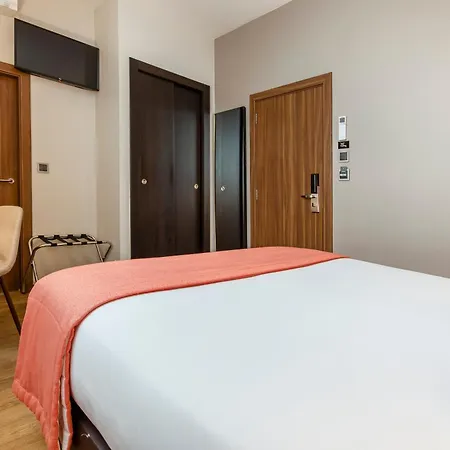 Отель Turim Palace Авейру