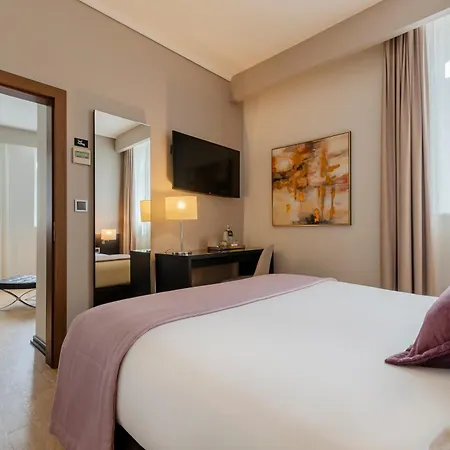 Отель Turim Palace Авейру
