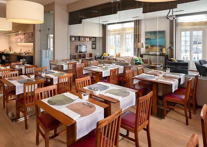 Turim Palace Hotel 4*